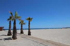 CAPESTANG - Studio cabine 4 pers proche de la plage et parking
